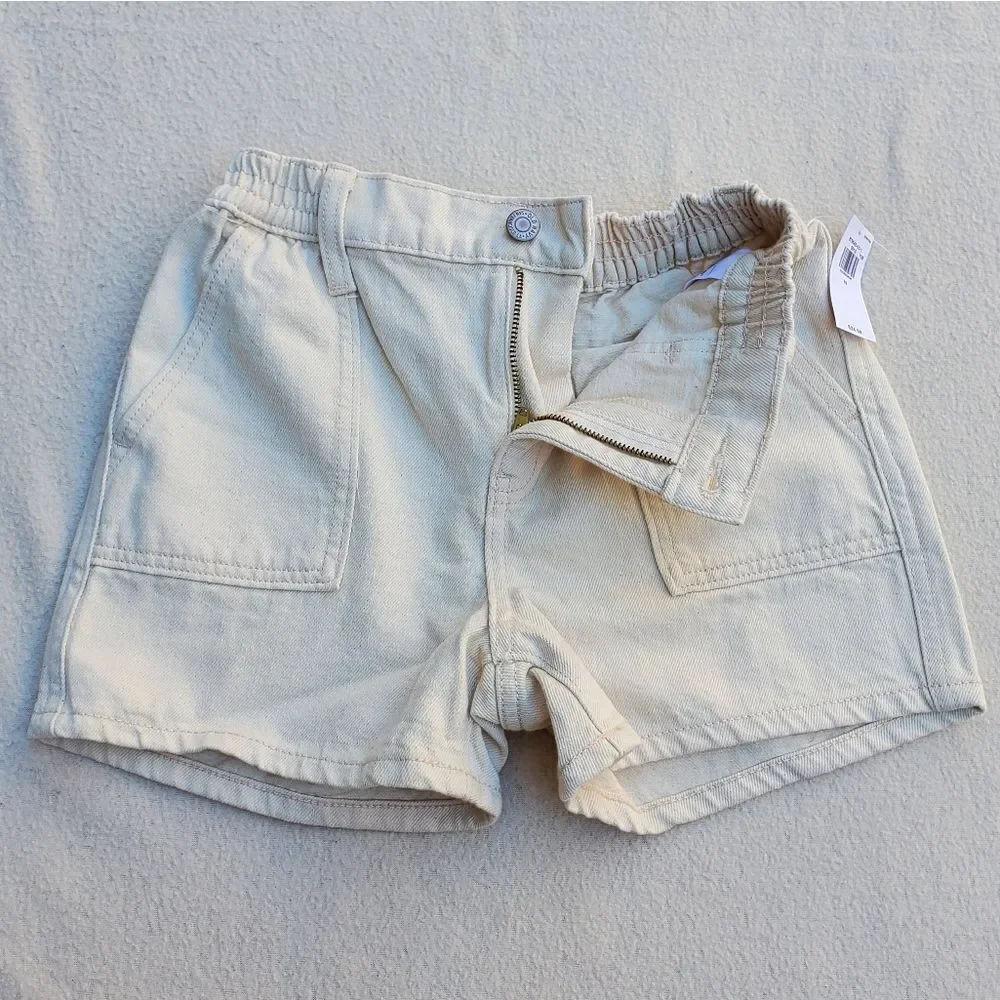 Old Navy cream colored jean shorts size 10